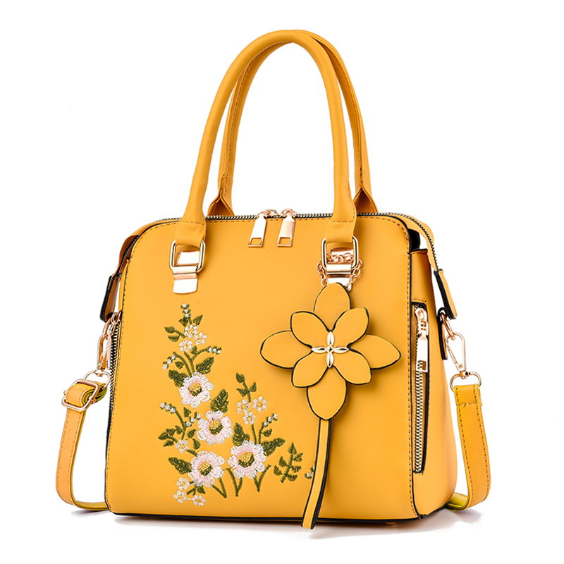 Women Bags Collection - Bolsa de ombro com detalhes florais,