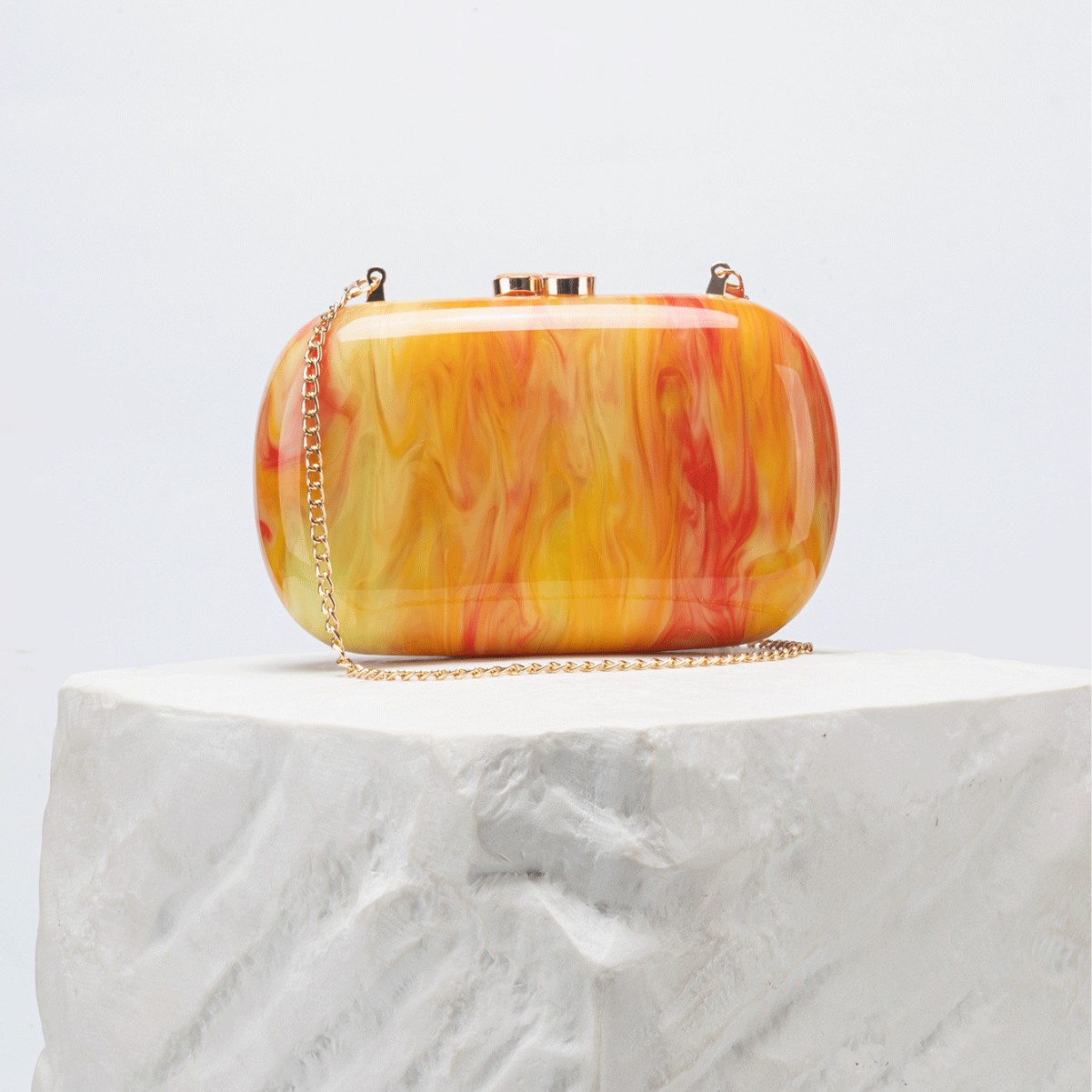 Women Bags In Trend - Moda acrílica bolsa feminina crossbody um